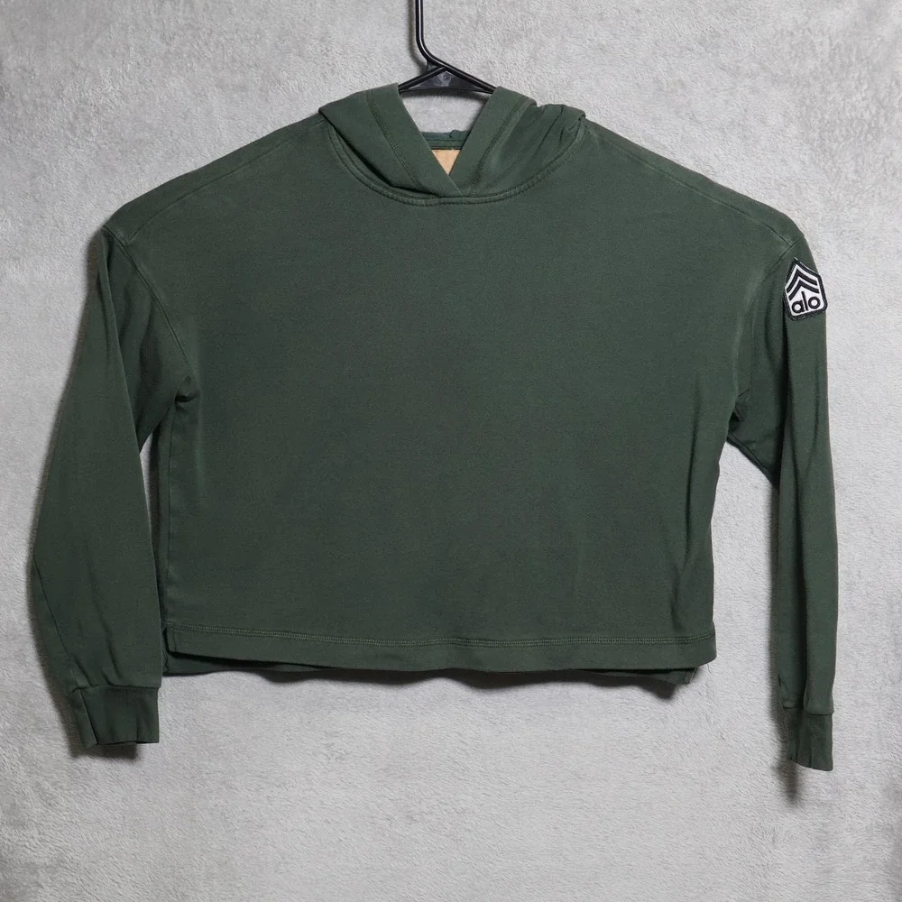 Alo Yoga Hoodie Womens XL Olive Green Cropped Patch Pullover Athletic Military